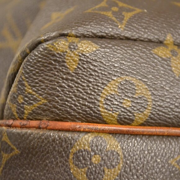 Authentic Louis Vuitton Totally MM Shoulder Bag w/Authenticity Certificate (GUC) - Picture 11 of 12